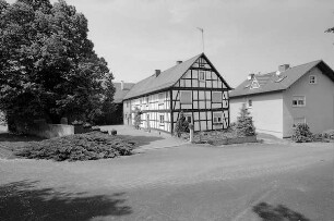 Fachwerkhaus (Fachwerkhaus); Hünfeld, Leimbacher Straße 3