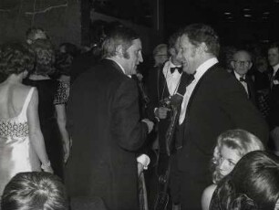 Presseball 1972. [Alexander] v. Bentheim, [Wolfgang] Völz