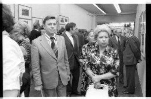 Kleinbildnegativ: "Drei Moskauer Malerinnen", Ladengalerie, 1977