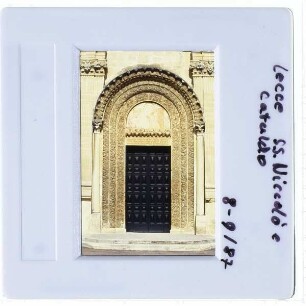 Lecce, Santi Niccolò e Cataldo : Hauptportal