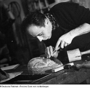 Volkskunst, Walter Ulbricht in Kunstausstellung