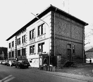Schule mit Spritzenhaus; Brensbach, Schulstraße 3