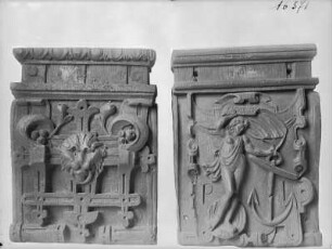 Zwei Konsolen von einem Möbel, links Löwenkopf, rechts Allegorie der Hoffnung