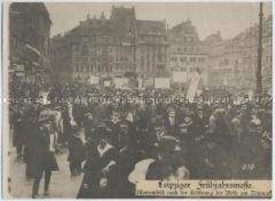 Straßenszene auf dem Neumarkt während der Leipziger Frühjahrsmesse