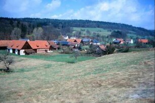 Blick vom Flurteil Lange Gärten über den Ort