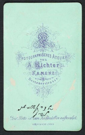 Porträt Alfred Riehme : Foto-/Bildersammlung Stenografische Sammlung. Porträt Alfred Riehme. Photographie. Carte de visite (1880/1885; A. Richter). Dresden: SLUB P a 0484