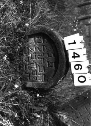 Grabstein 1460 (Index: 100098055) Maße HxBxT: 51x47x10 cm: Grabstein 1460