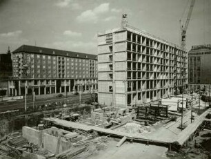 Rohbau des Neubaues westlich des Warenhauses "Centrum" in der Wilsdruffer Straße : Dresden, Wilsdruffer Straße, Neubau westlich des Warenhauses "Centrum" im Rohbau