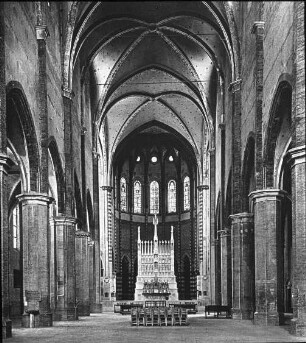 Bologna, S. Francesco, Inneres