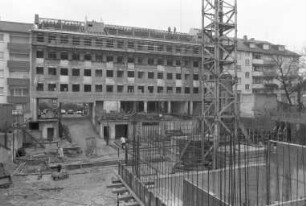 Bau eines Wohn- und Bürogebäudes in der Rüppurrer Straße 52 - 58 durch die Dieter Sinn KG Durlach