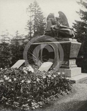 Grabdenkmal auf dem Kirchhof Danzig