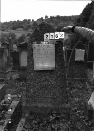 Grabstein 2162 (Index: 100097157) Maße HxBxT: 170x66x35 cm: Grabstein 2162