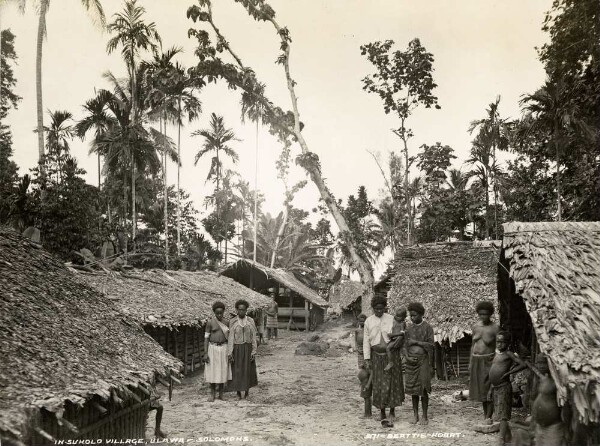 "Dans le village de Sukolo, sur Ulawa."