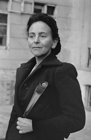 Porträt Elisabeth Langgässer (1899-1950; Schriftstellerin), aufgenommen anlässlich des 1. Deutschen Schriftstellerkongress vom 4.-8.10. 1947 in Berlin