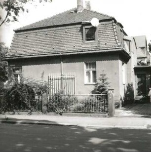 Dresden-Trachau, Kronenstraße 26. Wohnhaus (um 1910). Straßenansicht