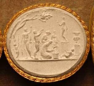Bacchanten, Kinder, Faune und Satyrn, Bacchus ihr Opfer darbringend (Daktyliothek, Das Alterthum nach Lippert und Visconti)