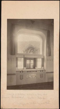 Artushof, Heidelberg: Kleiner Nebensaal mit Fenster