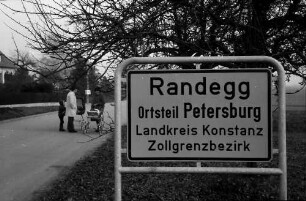 Randegg: Ortsschild; Randegg Ortsteil Petersburg