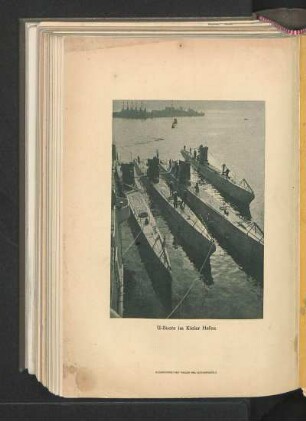 U-Boote im Kieler Hafen