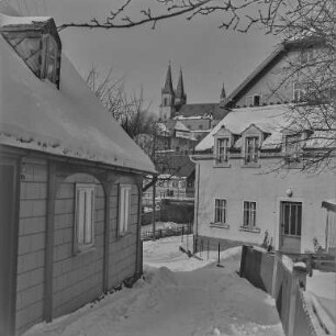 Schirgiswalde im Winter : Schirgiswalde. Ortsansicht. Blick zur Kirche St. Mariä Himmelfahrt