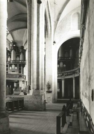 Zeitz. Schloßkirche (1433-44). Südliches Seitenschiff nach Ost