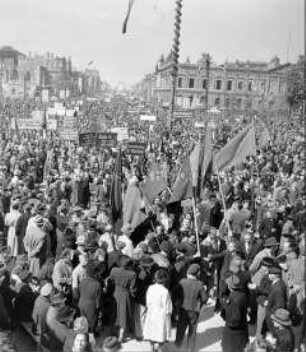 Maidemonstration Unter den Linden