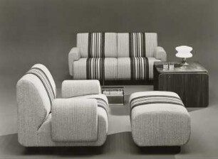 Sitzgruppe (Modell 5303)