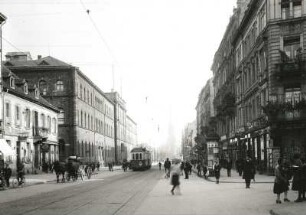 Karlsruhe, Kaiserstraße : Karlsruhe. Kaiserstraße. Blick nach Osten