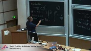 Darcy problem and crowd motion modeling