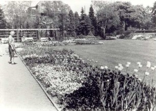 Bismarckstraße, Grünanlage an der Deutschen Bank. Detmold