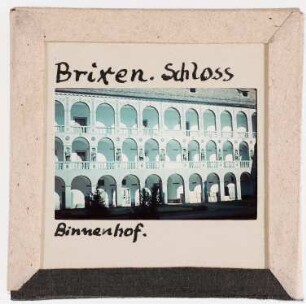 Brixen: Schloss, Innenhof (Foto 1944)