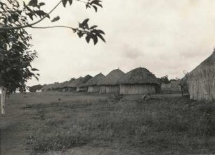 Ostafrika. Wohnsiedlung im Hochland