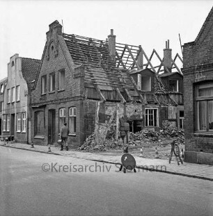 Hagenstraße: Abriss der Gebäude Nr. 24 und 25: Ansicht von Osten