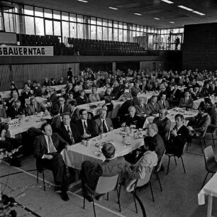 Kreisbauernverband: Bad Oldesloe: Stormarnhalle: 30. Kreisbauerntag: Teilnehmer