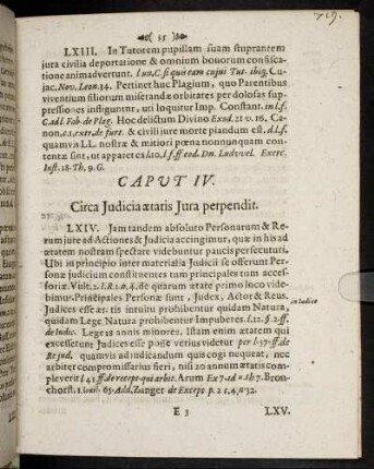 Caput IV. Circa Judicia ætatis Jura perpendit.