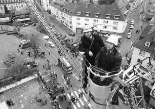 Freiburg im Breisgau: Feuerwehrübung am Karlsbau