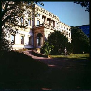 Wilhelmspalais, Außenansicht