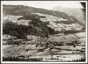 Österreich, Schladming. Blick auf den Ort von der Ramsau
