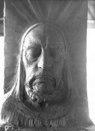 Porträt des Bildhauers Ernst Barlach (als Christusdarstellung). Ton (wohl um 1935, vielleicht von M. Böhmer)
