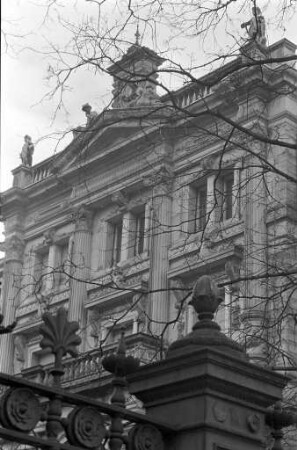 Umwandlung des Prinz-Max-Palais in ein Kulturzentrum