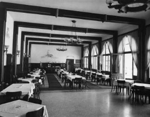 Maria Wörth-Sekirn. Gasthaus. Gastraum
