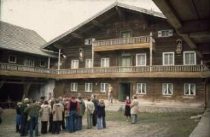Fotografie: Landbewirtschaftung, Siedlungswesen, Betriebsgebäude, Exkursion/Studienreise