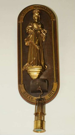 Heilige Barbara mit Kelch und Krone