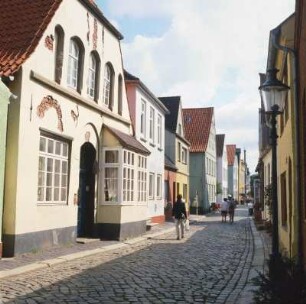 Husum. Häuserfassaden der Innenstadt