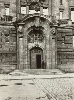 Sächsische Staatskanzlei, ehemaliges Ministerialgebäude