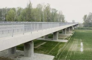 Isarbrücke, Landau