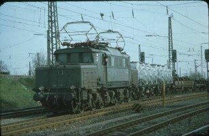 Kornwestheim Südwest Ausfahrt Gleis 207 Lok 193 003 Güterzug