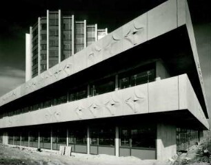 Unfallklinik, 1966