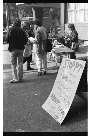Kleinbildnegativ: Protests gegen Kita-Kürzungen, 1983