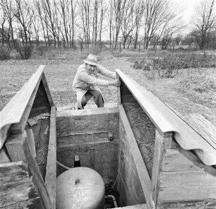 Anwohnerbeschwerden über verschmutztes Grundwasser im noch nicht kanalisierten Lohwiesenweg.